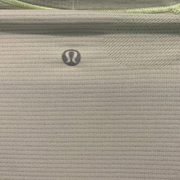 Lululemon Short Sleeve Swiftly Top Size 4 - Picture 6 of 7